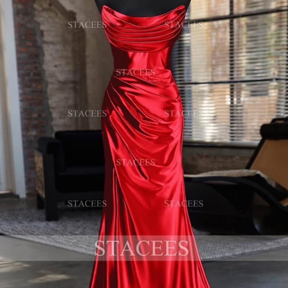 Elegant Strapless Red Satin Gown